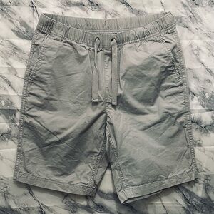Men's Athletic Shorts in Light Gray